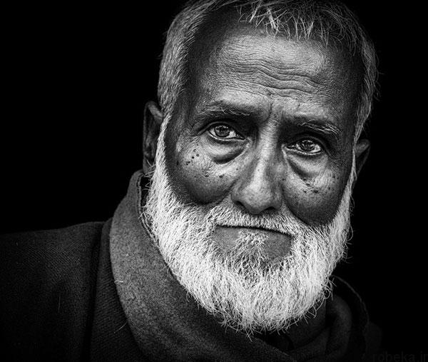 عکس سیاه و سفید هنری چهره پیرمرد