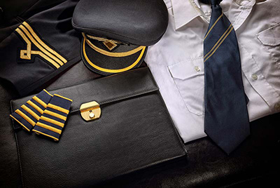 لباس فرم خلبانی مسافربری, ویژگی لباس فرم خلبانی مسافربری